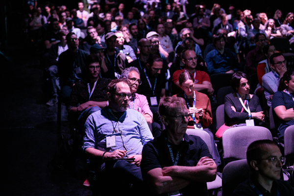 SHOWTECH Atmosphere